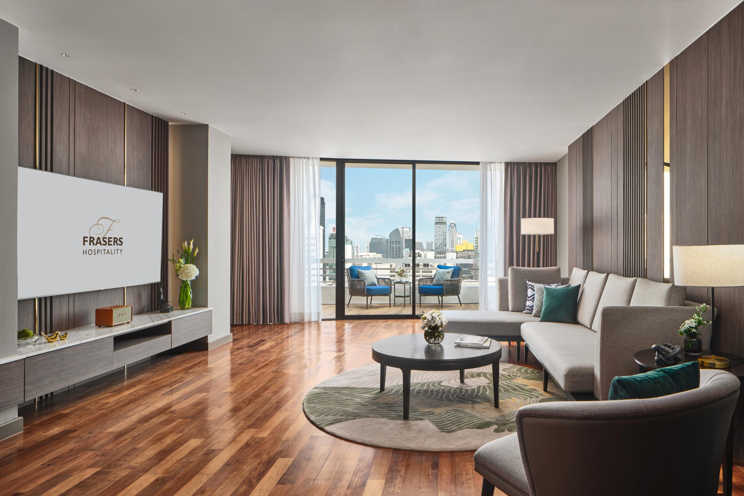 Gallery Detail: Three Bedroom Penthouse With Terrace